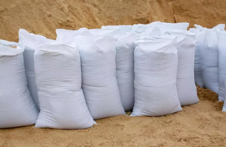karung-plastik-media-penyimpanan-pasir-sand-bas-pp-woven-bags