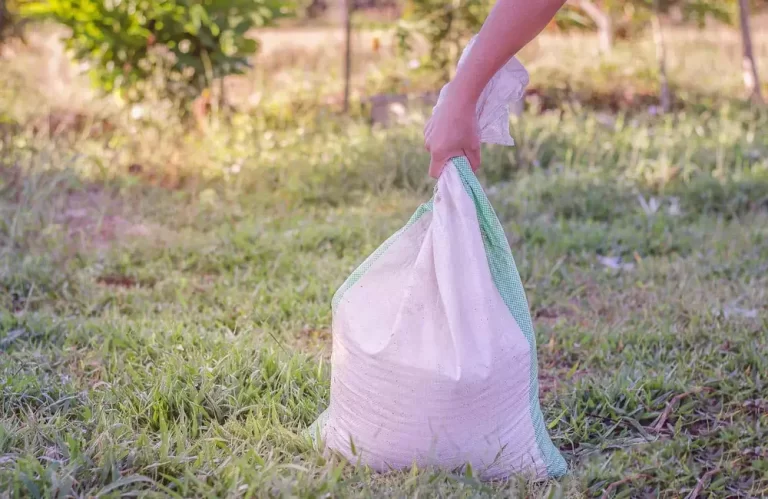 karung-untuk-tempat-sampah-woven-bag-for-trash-or-dump-smpl